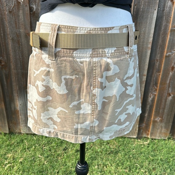 Arizona-Belted Utility Skirt EUC - Picture 4 of 10